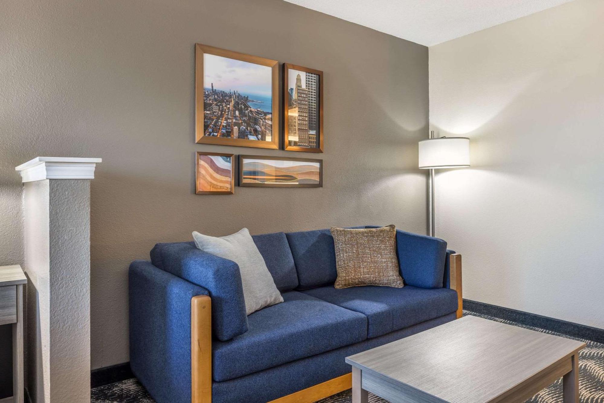 Country Inn & Suites By Radisson Bolingbrook, I-55 Dış mekan fotoğraf